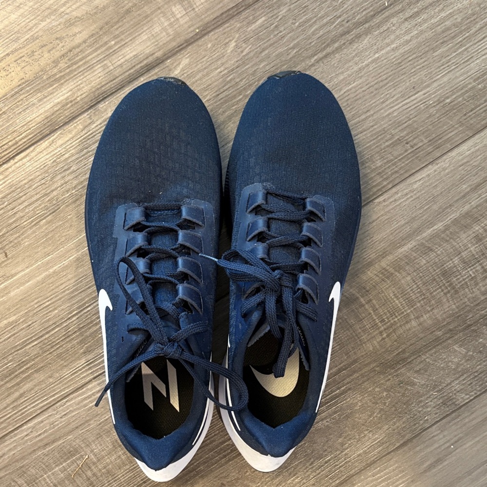 Nike Dark Blue Air Zoom Sneakers